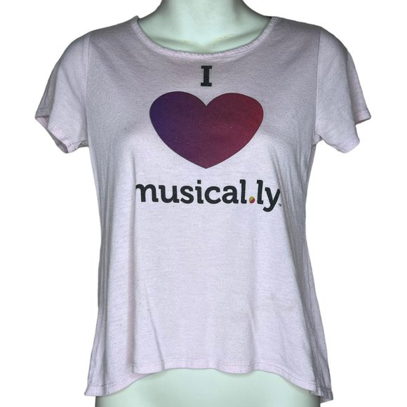 I Love Musical.ly Light Pink Hi Low Top Heart Girls Graphic Tee Youth Size XL - Picture 1 of 8